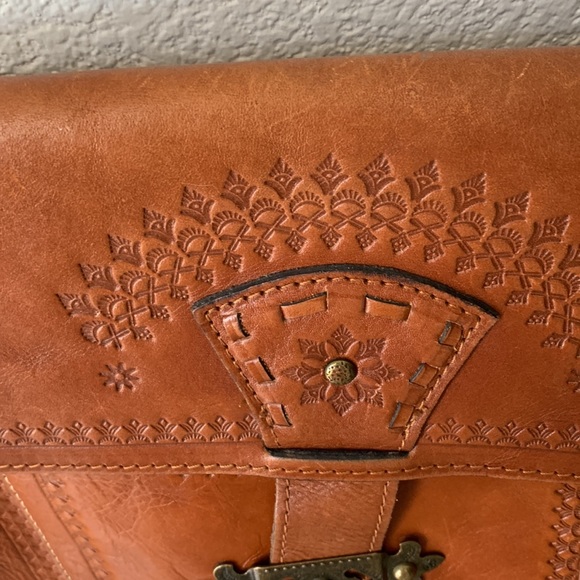 Patricia Nash Tursi Crossbody Purse - Picture 3 of 10